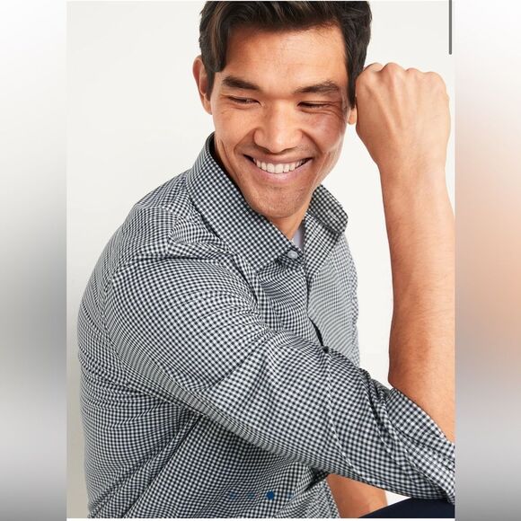Old Navy Men Built-In Flex The Pro Signature Shirt Medium 17½" 35" Navy Checks - Picture 2 of 8